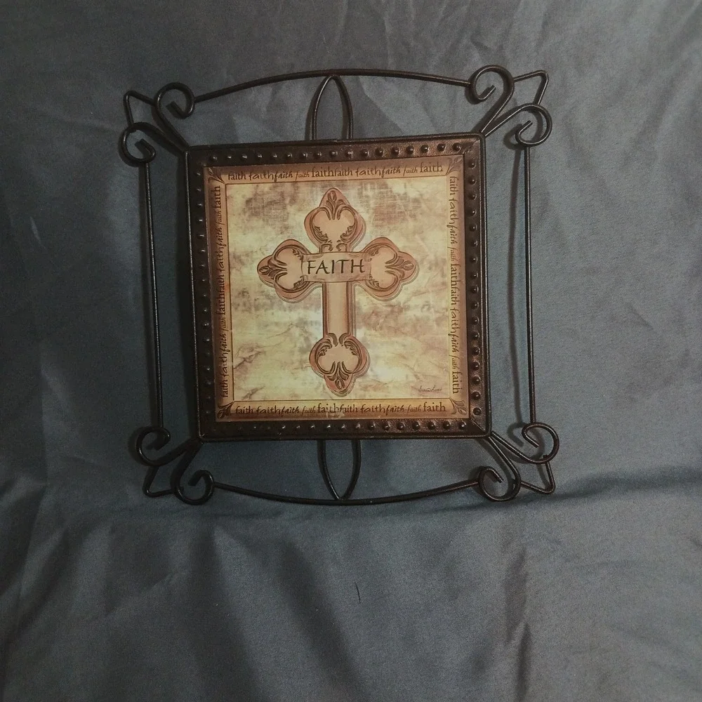 Unbranded Wall Art Home Decor Brown Excellent Faith Cross Metal Scroll Frame